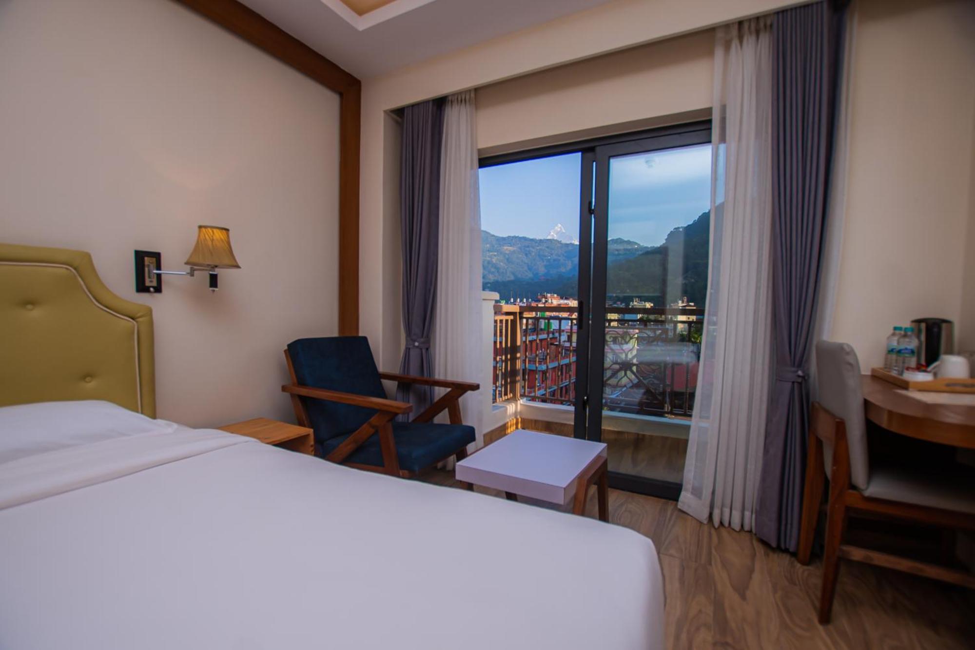 Hotel Fewa Trip Покхара Экстерьер фото