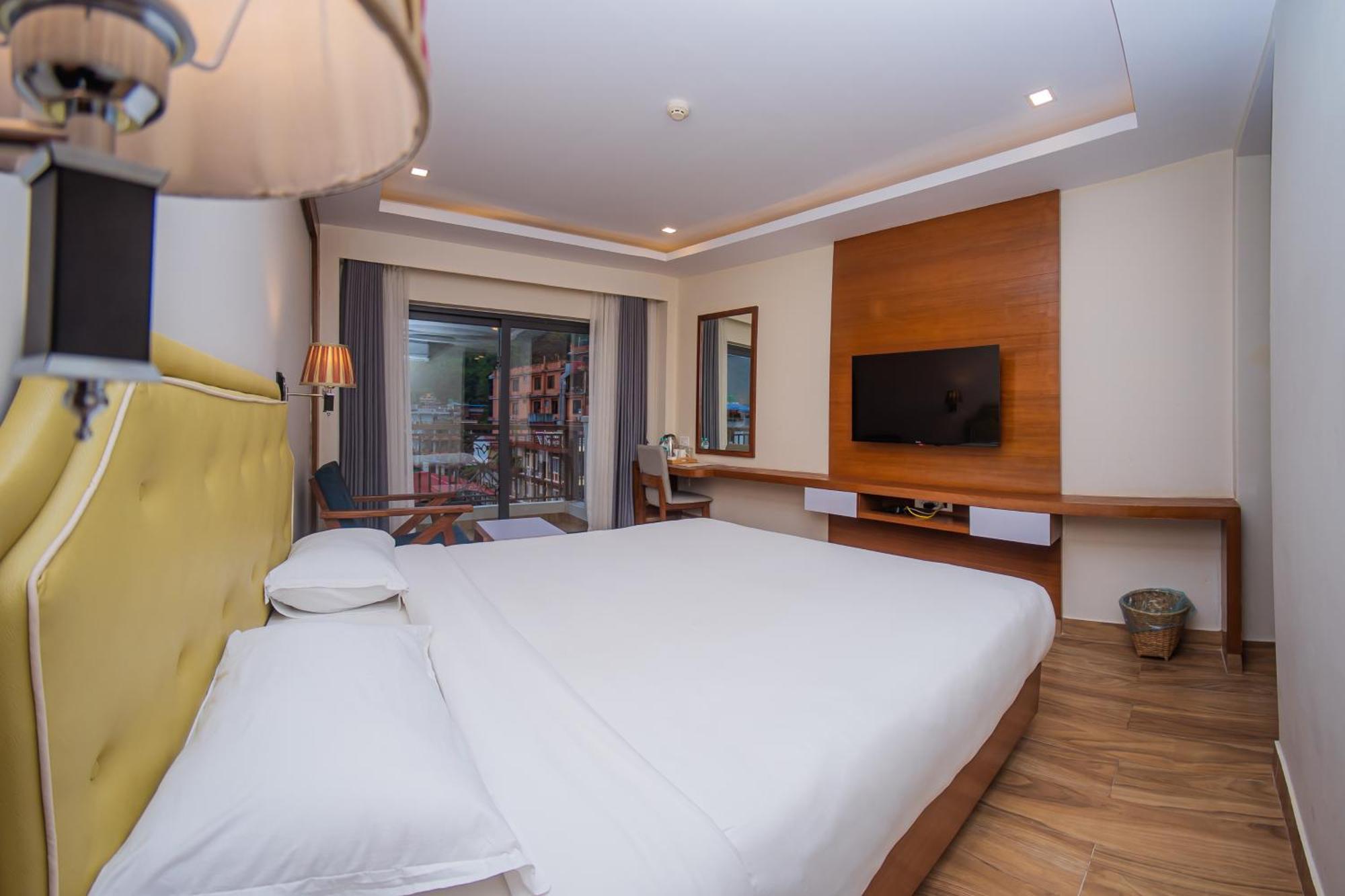 Hotel Fewa Trip Покхара Экстерьер фото