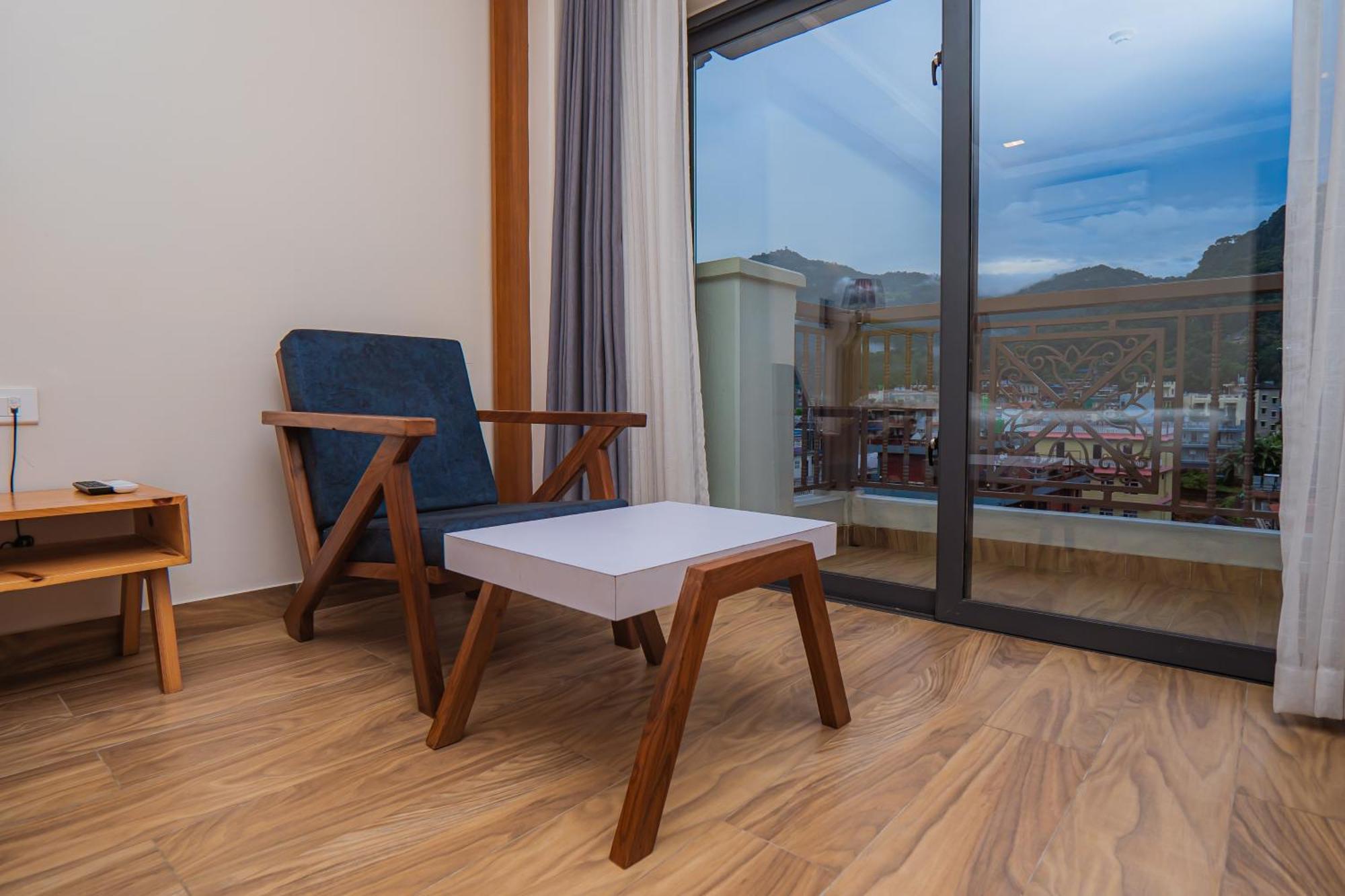 Hotel Fewa Trip Покхара Экстерьер фото