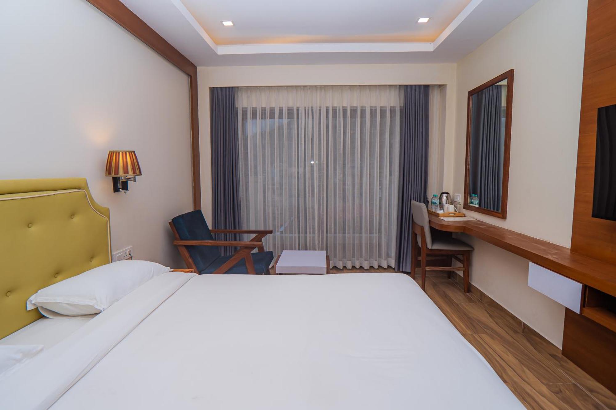 Hotel Fewa Trip Покхара Экстерьер фото