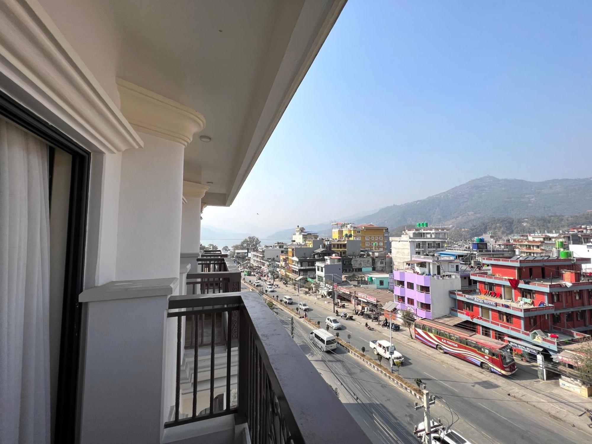 Hotel Fewa Trip Покхара Экстерьер фото